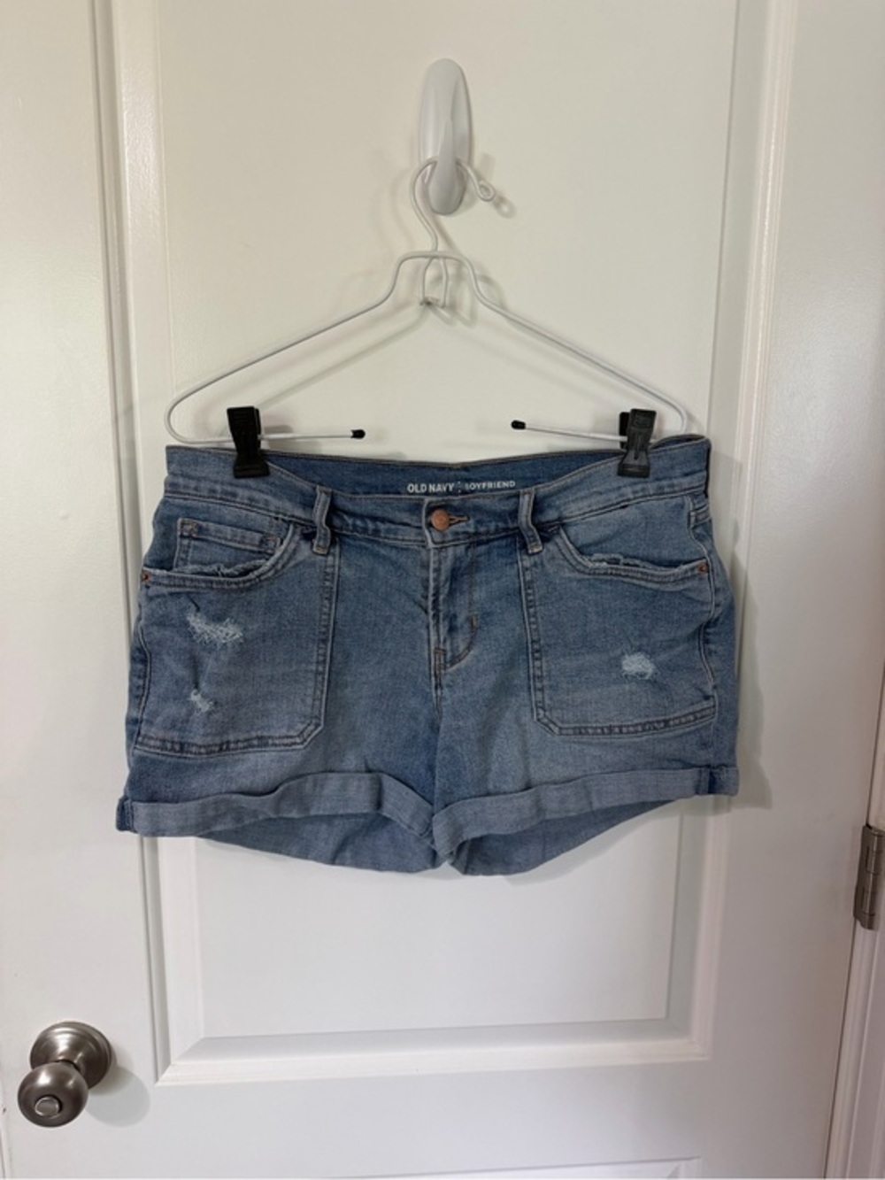 Old Navy Boyfriend Denim Shorts with Patch Pockets - Size 6